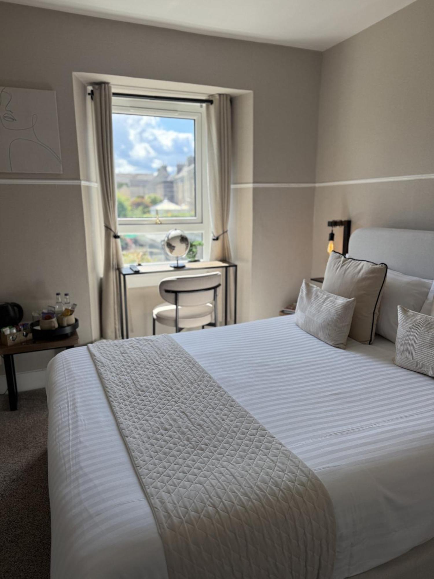 The Glendevon Hotel Огтерардер Номер фото